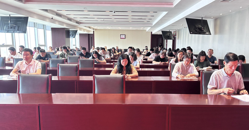 6.12 王东虓讲座 (3).jpg
